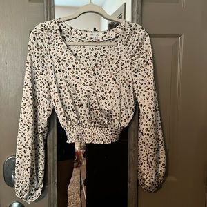 cropped cheetah print long sleeve blouse